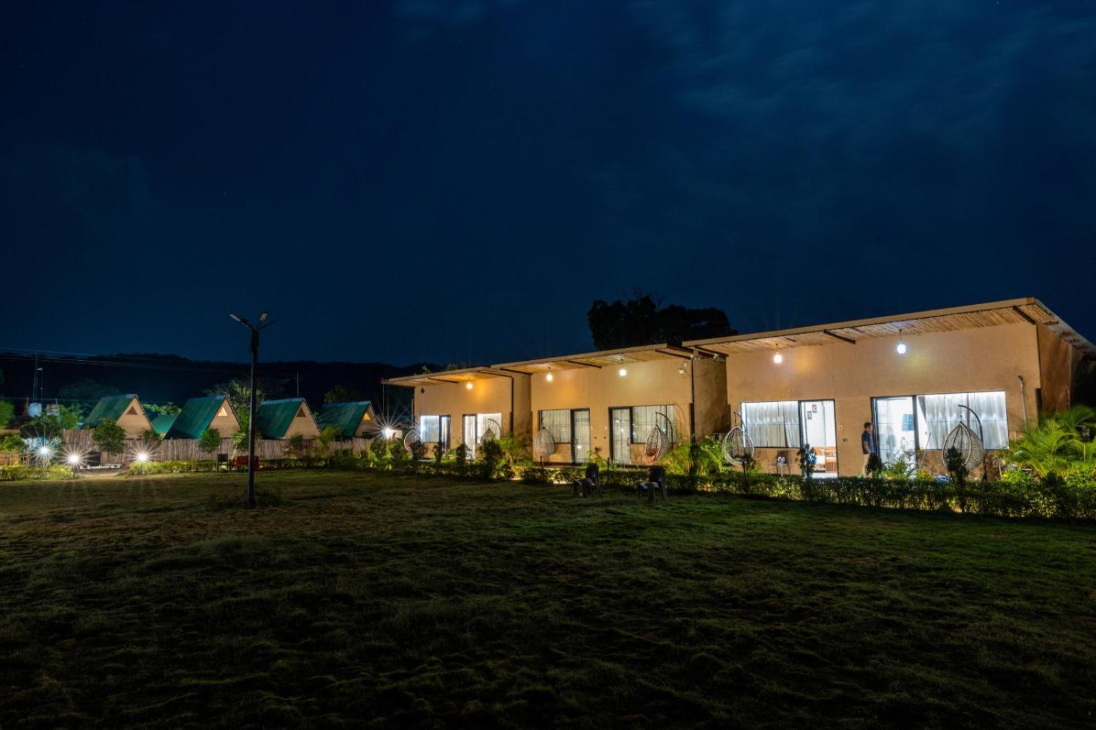Moustache Panarpani Retreat Pachmarhi Hotel Exterior photo